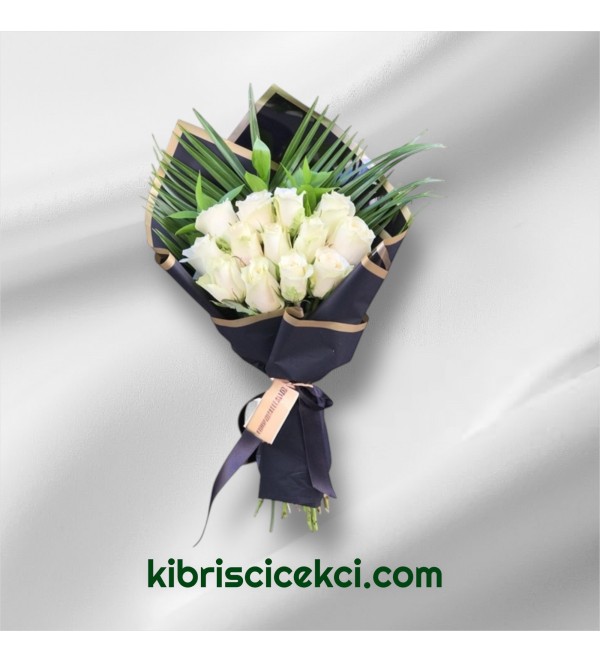 13 Beyaz Gül Buketi